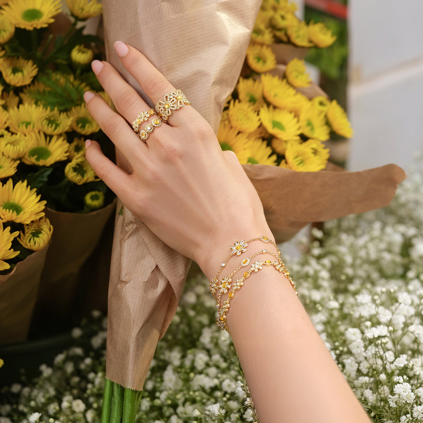 Daisy Yellow Crystal Beaded Bracelet